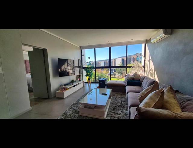 2 BEDROOM PROPERTY TO RENT IN MIDFIELD ESTATE